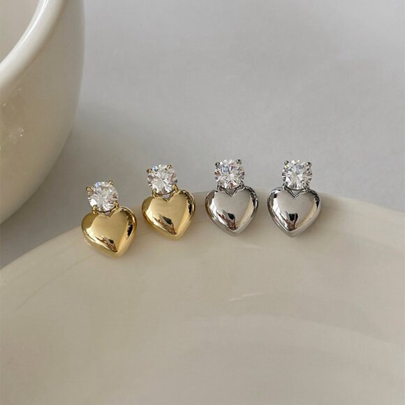 3/$35 Gold Tone Heart Stud Earrings CZ Rhinestone Accent Dainty Jewelry - Picture 6 of 7